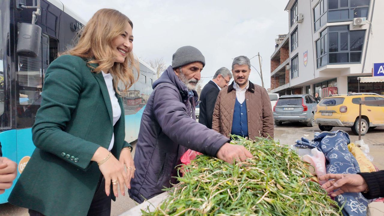 ELBİSTAN’DA BAHARIN HABERCİSİ: YEMLİK TEZGAHLARDA