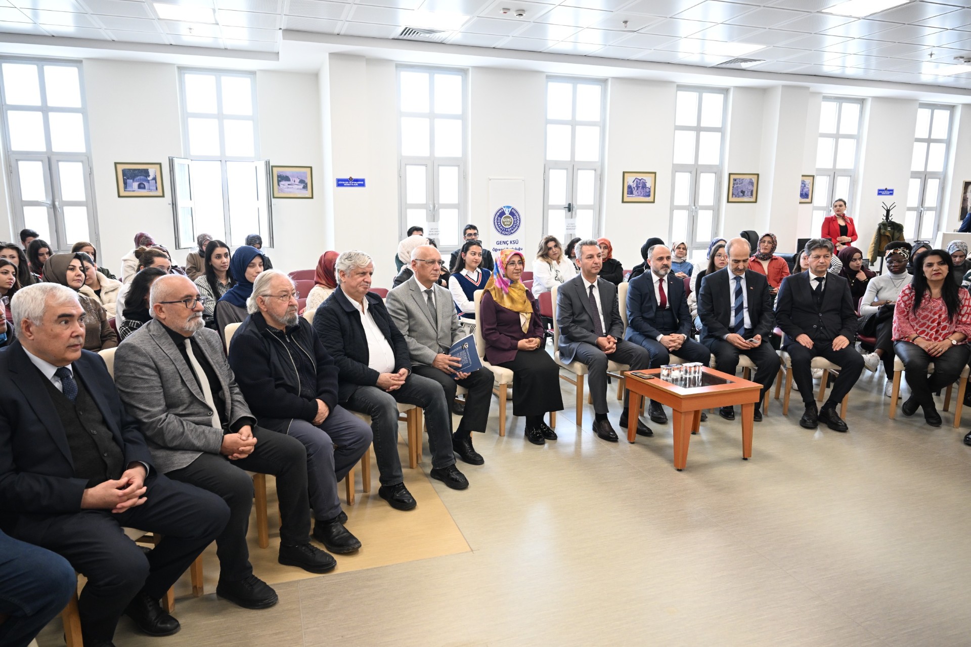 KSÜ’DE 62. KÜTÜPHANELER HAFTASI ANLAMLI ETKİNLİKLE KUTLANDI