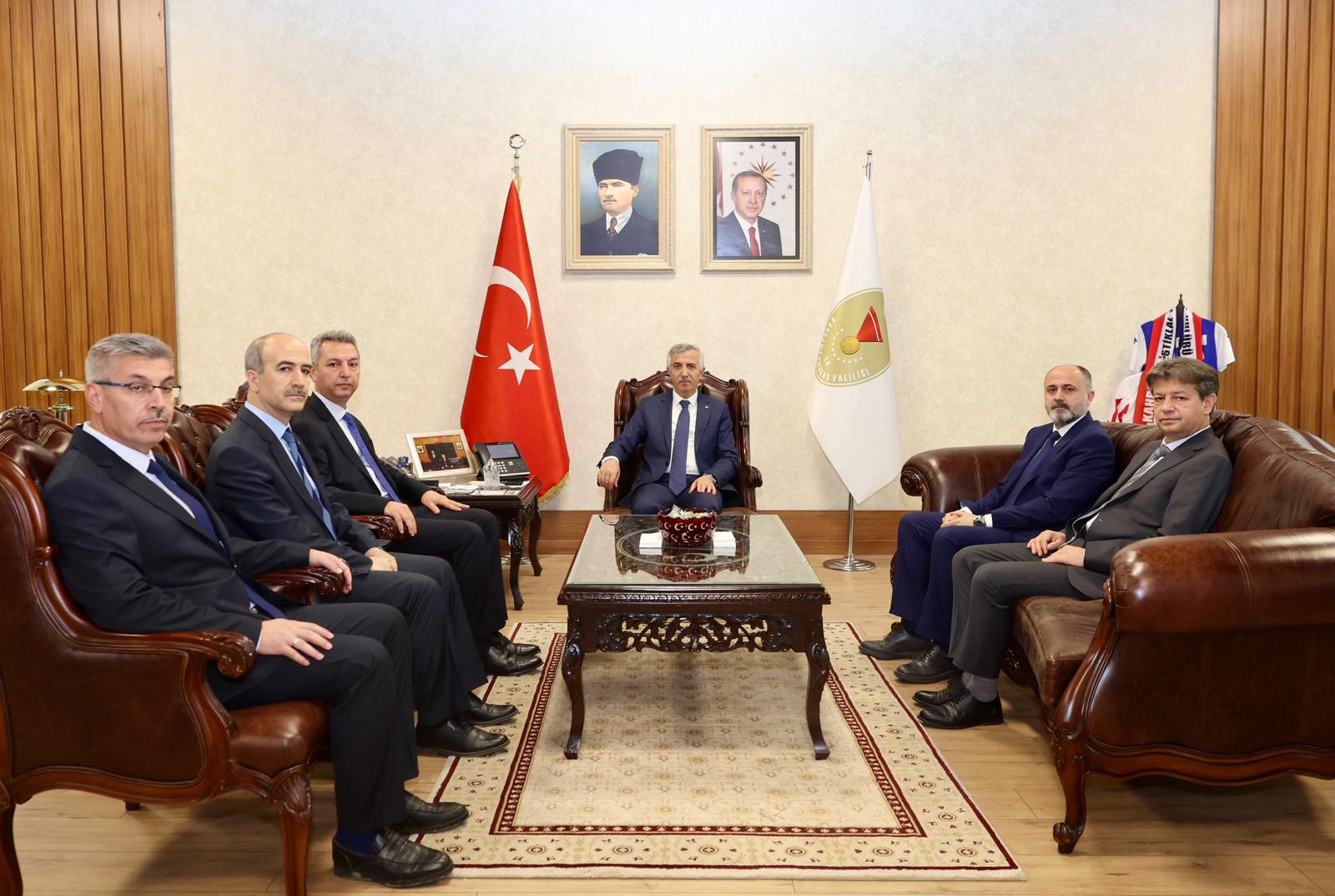 Rektör Okumuş , Vali Ünlüer Ziyaret Etti