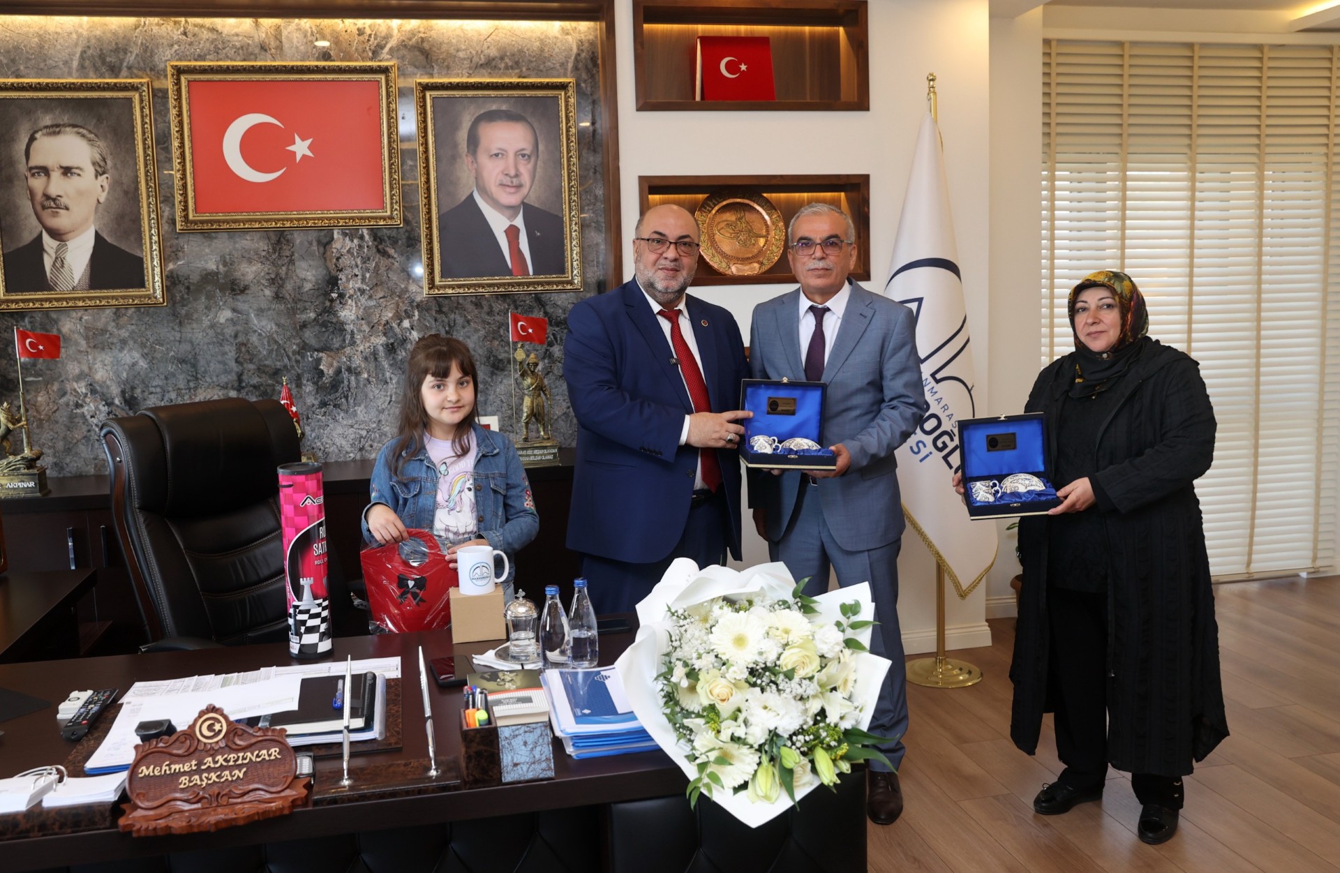 Dulkadiroğlu Belediyesi'nde Başkanlık Makamı Ecrin Nisanur Aşgan’a Emanet Edildi