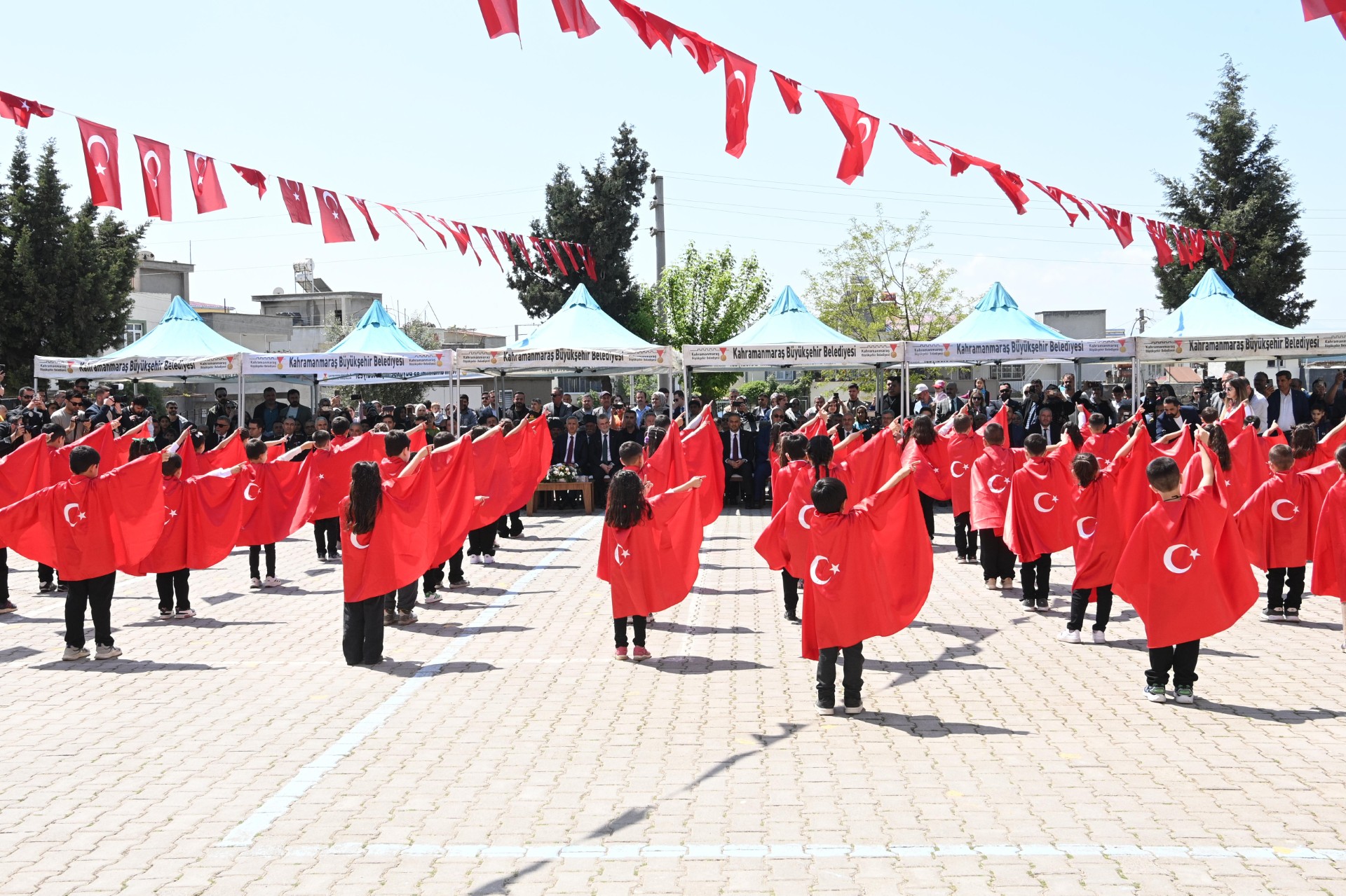 “Ulusal Egemenlik ve Çocuk Bayramı Kutlu Olsun”