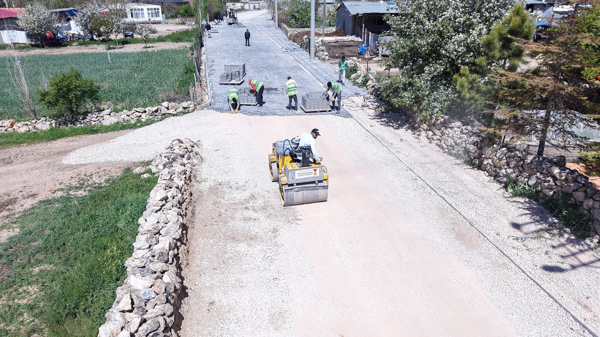 Elbistan’da İğde Mahallesi’nin Yolları Yenileniyor