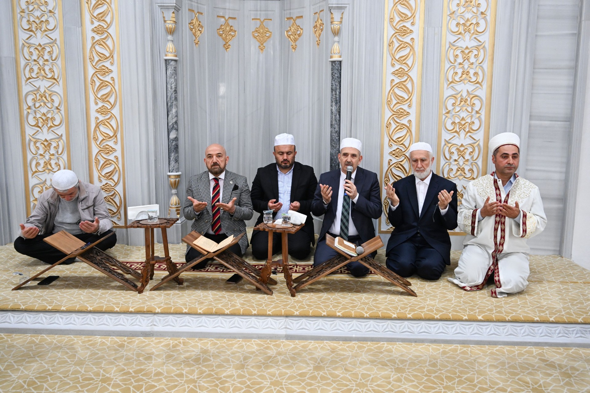 KSÜ MERKEZ CAMİİ’NDE DUYGU DOLU MEVLİT