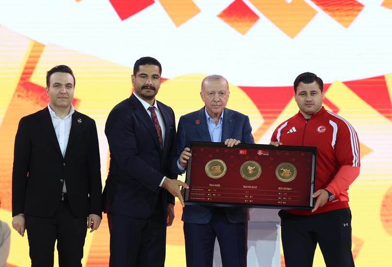 "Bu Ülkenin Evlatları Arasında Fırsat Eşitliğini Biz Sağladık"