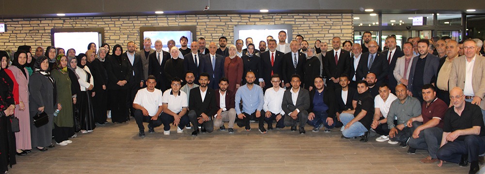 AK Parti Dulkadiroğlu Aile Buluşması Yoğun Katılımla Gerçekleşti