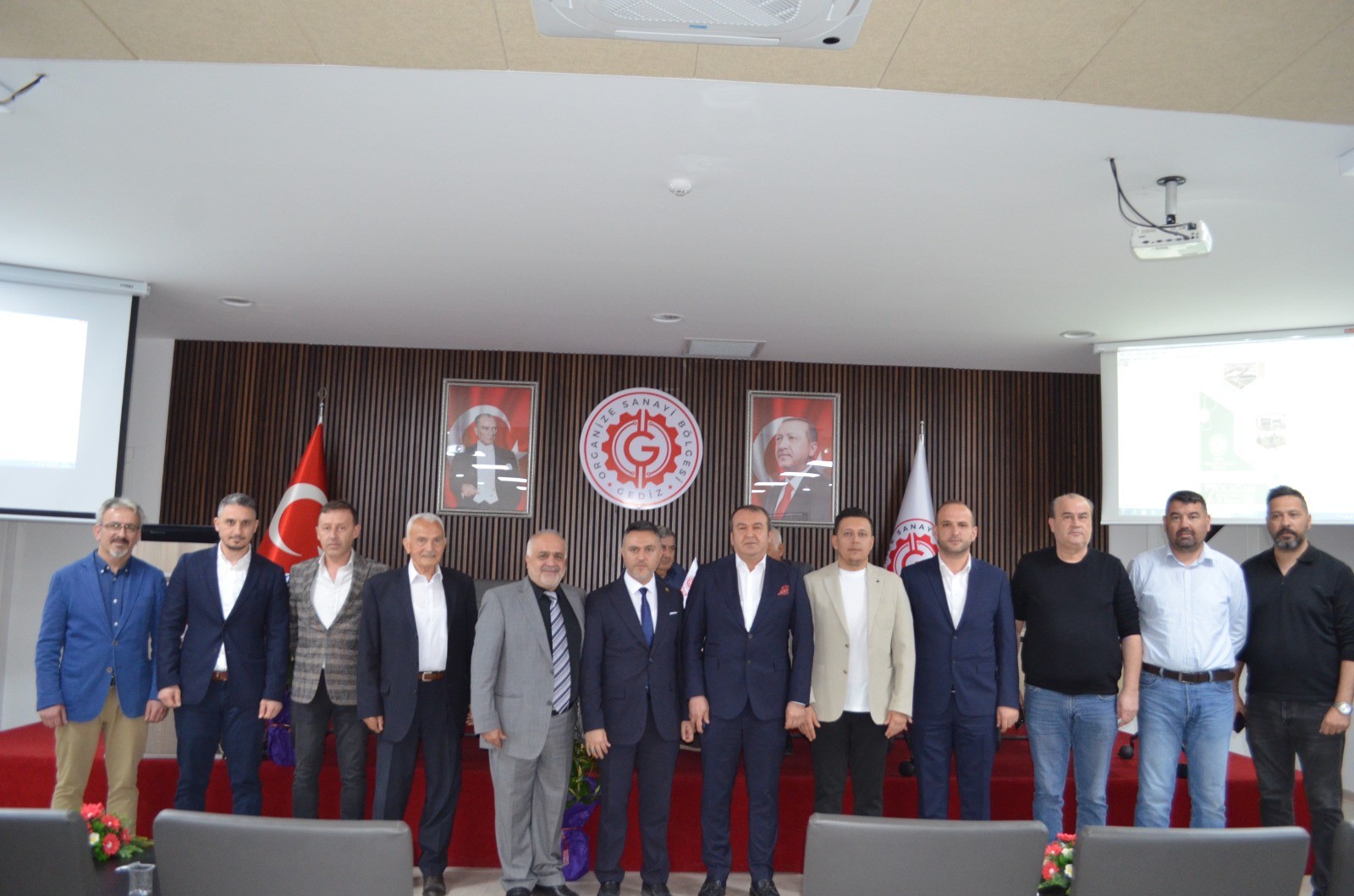 Kütahya Gediz Osb Yönetimi Değişti. Yeni Başkan Dr. Yunus Altıngemi