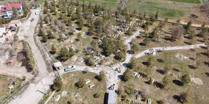 Mezarlıklarda Kapsamlı Yenileme Başladı
