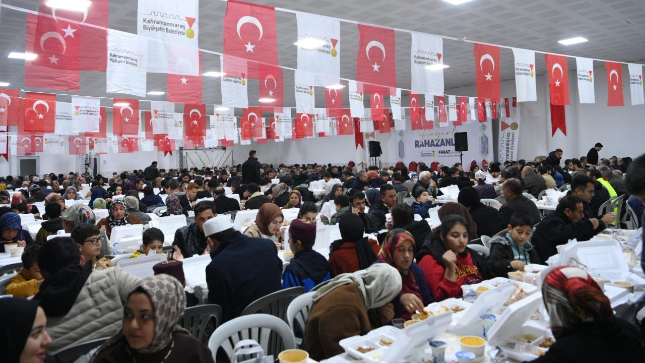 caglayancerit-iftar-10.jpg
