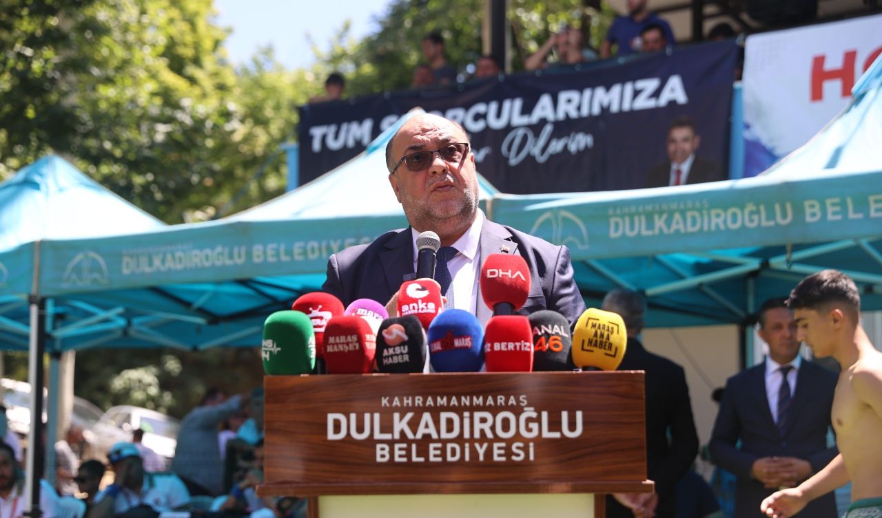 mehmet-akpinar-gures.jpg