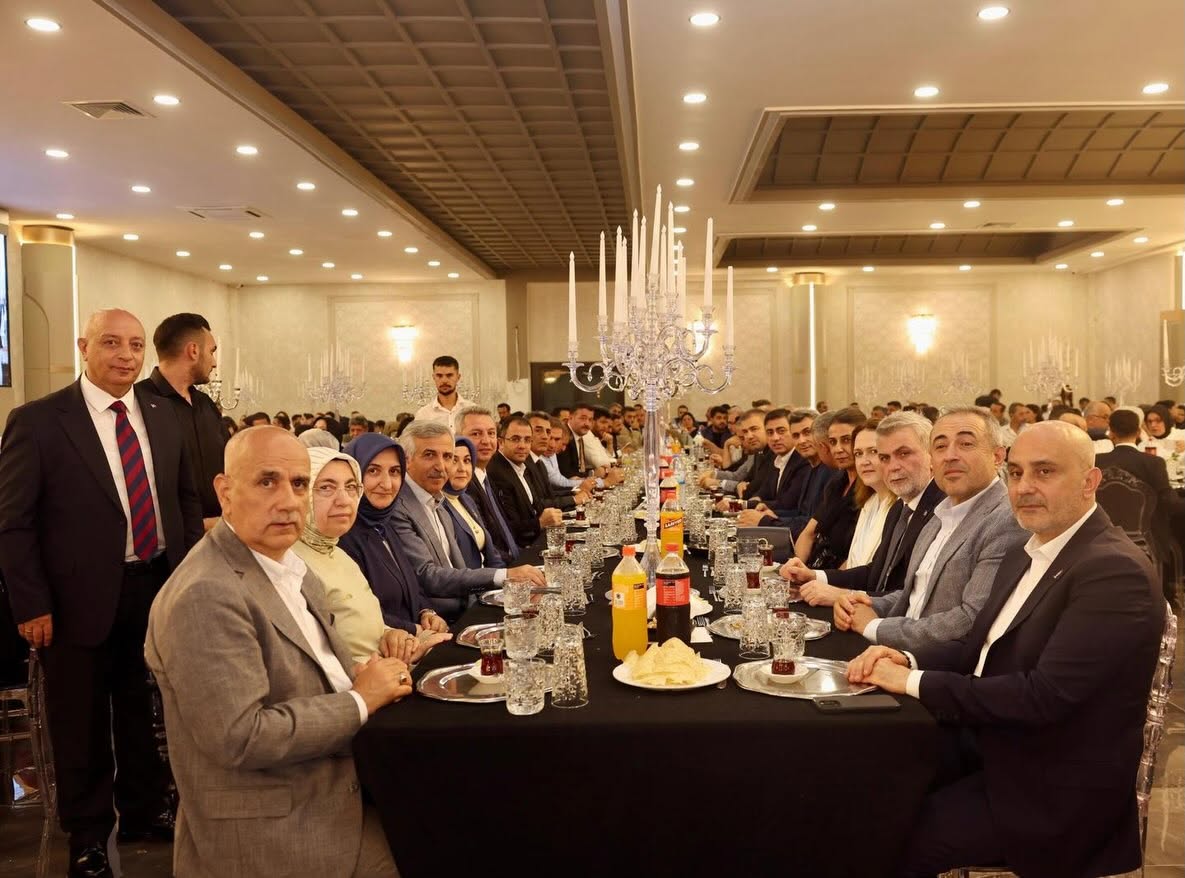 bakan-kayinbaba3.jpg