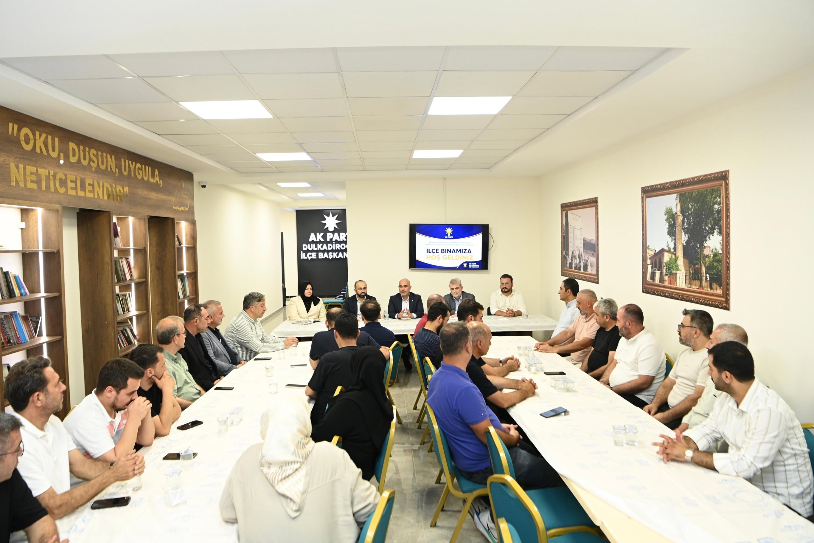 ak-parti-dulkadiroglu-1.jpg
