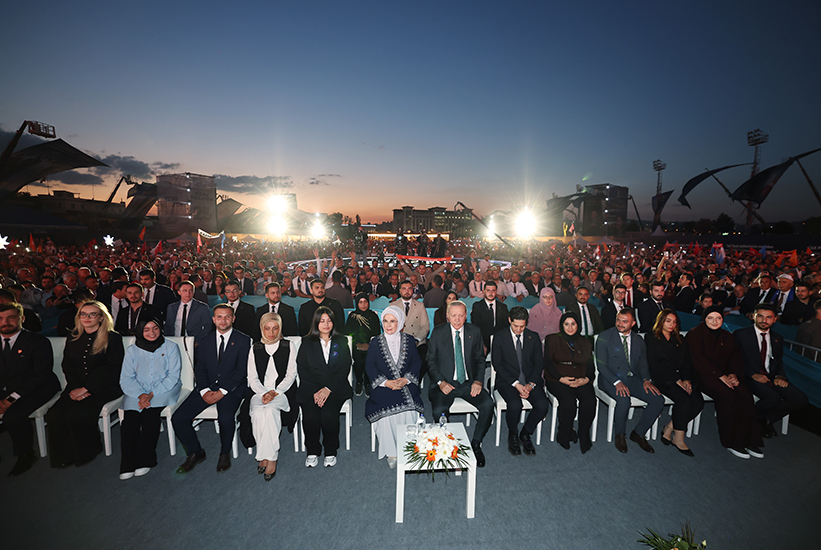 ak-parti-25-1-001.jpg