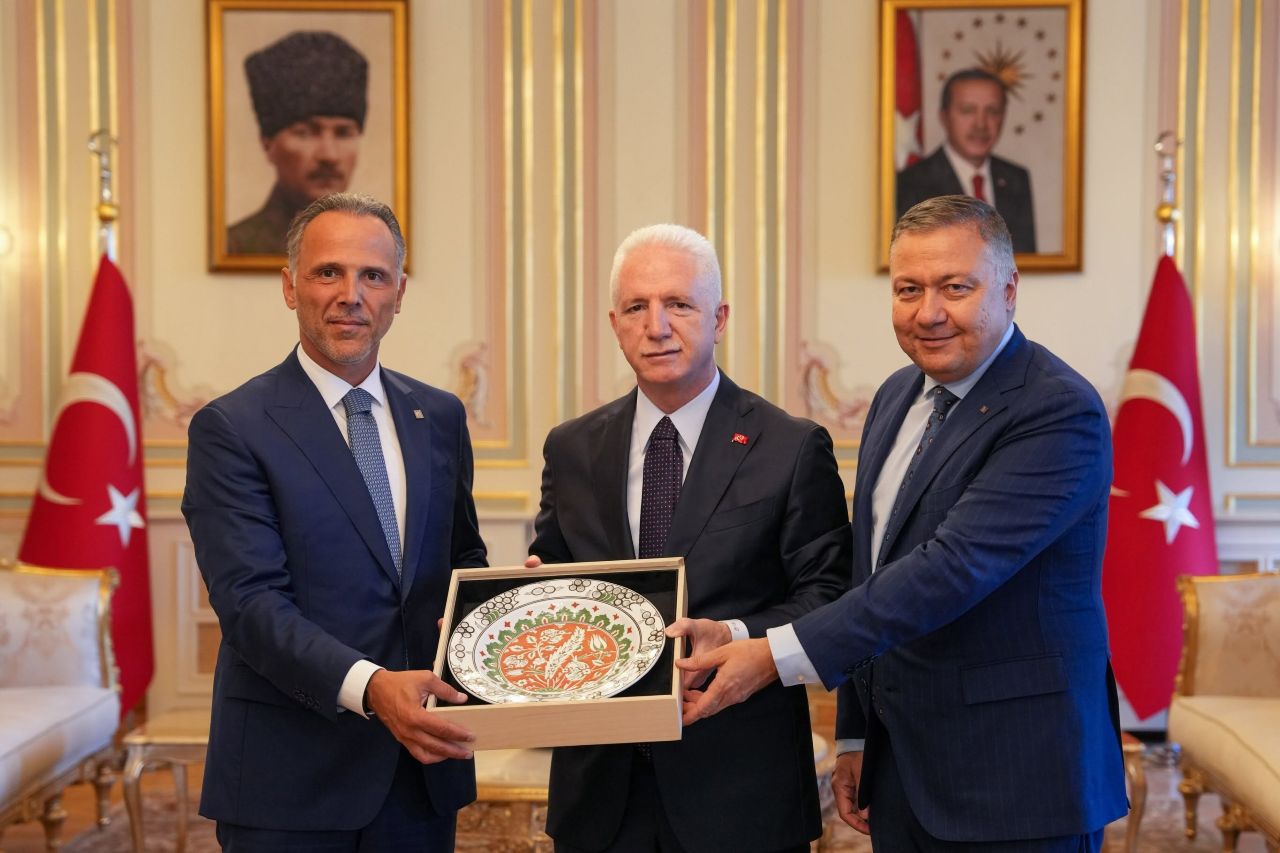 davut-guloglu-vali.jpg