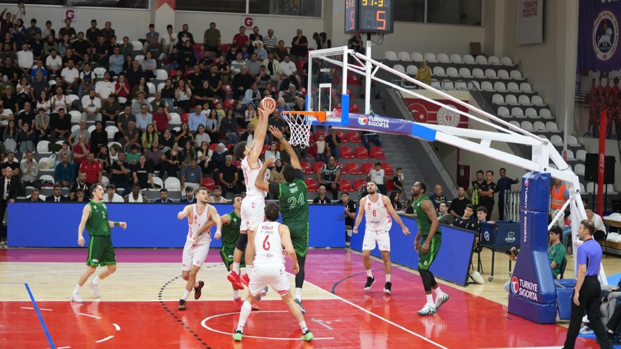 kipas-istiklal-basketbol-9.jpg