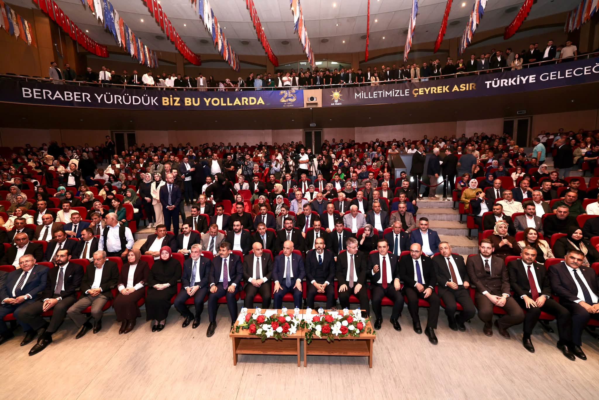 ak-parti.jpg