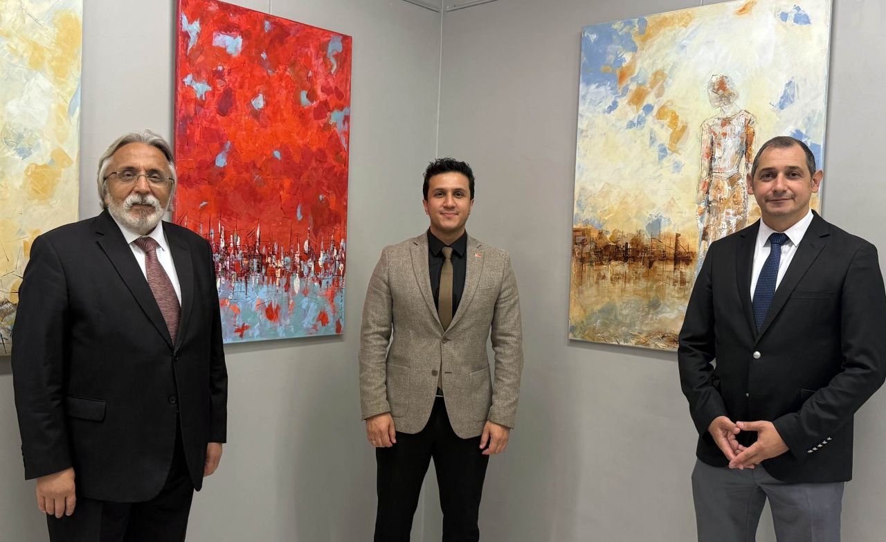 ressam-ayla-erdog-cetin-sanko-sanat-galerisinde-sergi-acti-9.jpg